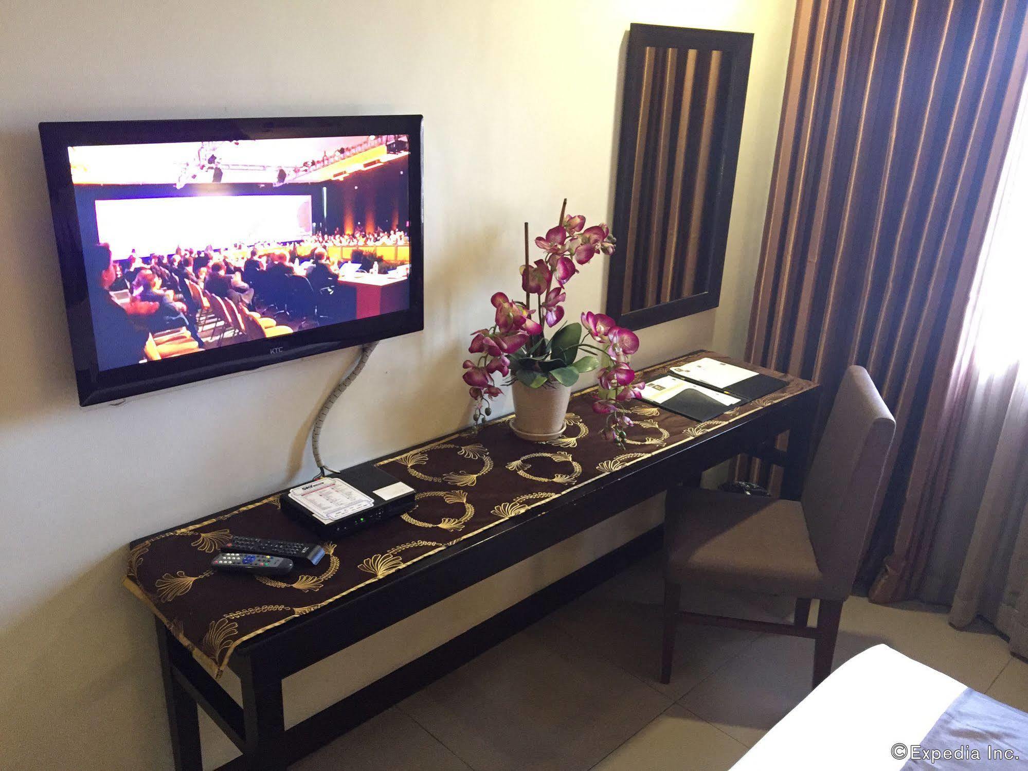 Gt Hotel Bacolod Eksteriør billede